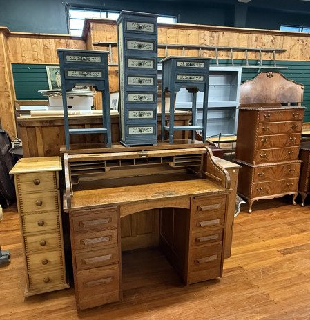 Auction 201: Online Only Estate & Collectables Sunday September 28th Starting 11am